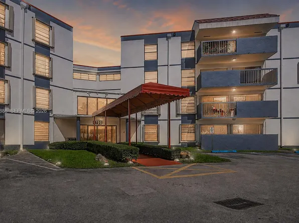 5700 SW 127th Ave APT 1305, Miami, FL 33183