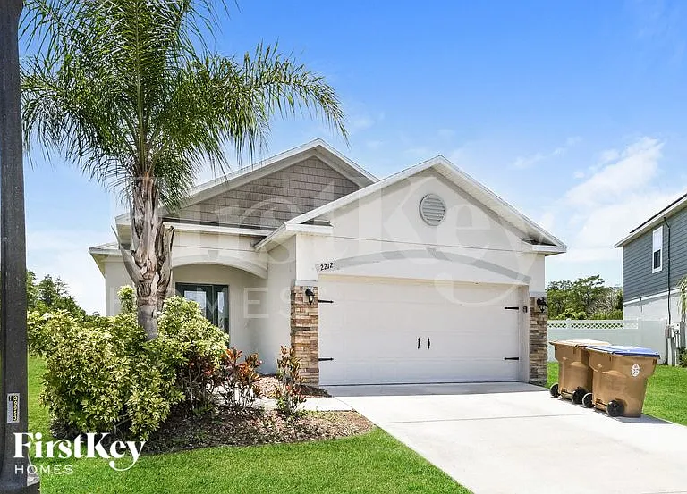 2212 Red Rock Ct — Photo 2