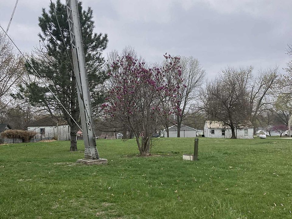 2nd image of SE Corner W High St
