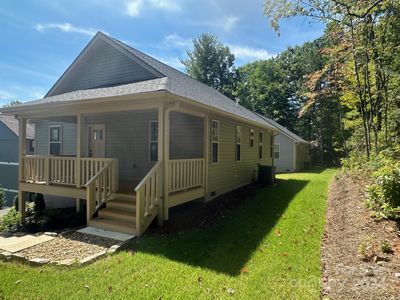 368 Genesis Cir, Black Mountain, NC, 28711