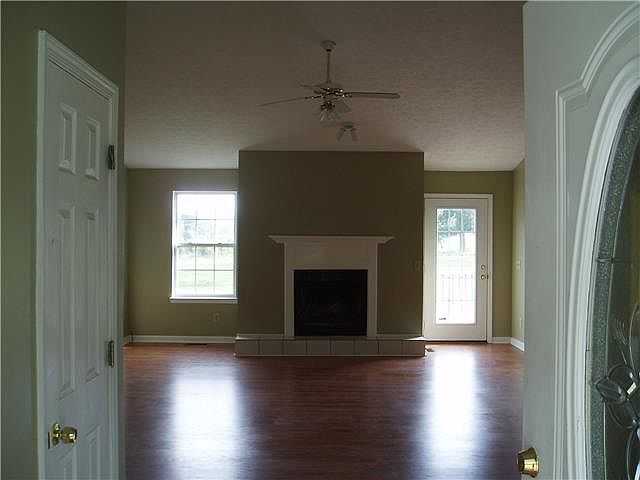2nd image of 4274 Simmons Bluff Rd