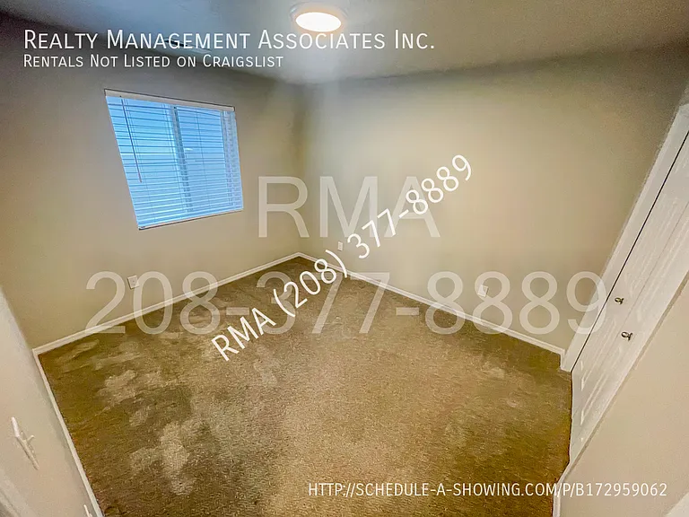 4449 W Silver Riv — Photo 6