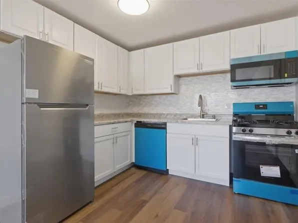 3848 25th Ave APT 6, Schiller Park, IL 60176