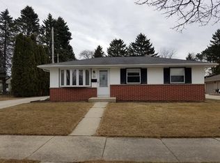 2631 N 29th St, Sheboygan, WI 53083