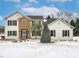 11597 Forest Meadows Cir NW, Uniontown, OH 44685