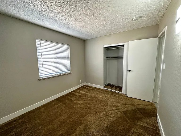 2967 Ferndale St — Photo 13