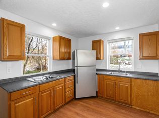 3812 Root Ave NE #B, Canton, OH 44705