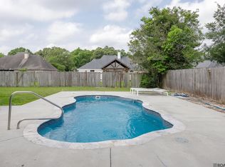 16497 Jefferson Oaks Dr, Prairieville, LA 70769