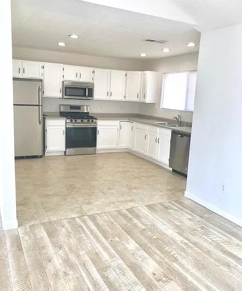 6387 Roadrunner Loop NE — Photo 6