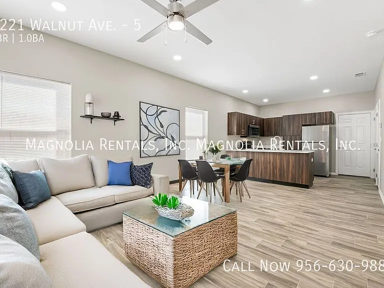 4221 Walnut Ave #5 — Photo 3