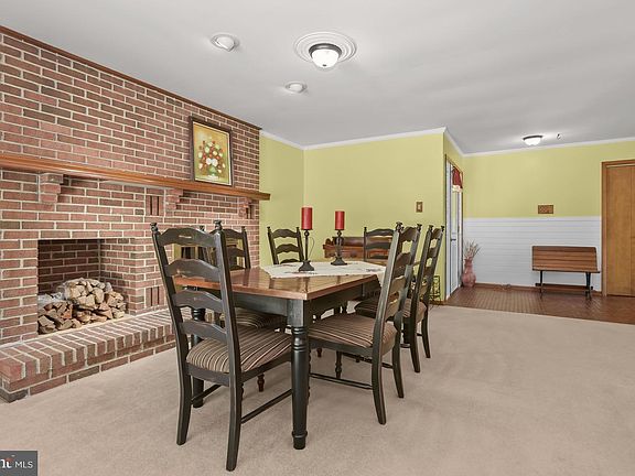 3rd image of 13734 Barberry Way