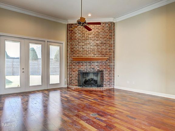 2nd image of 110 Avenleigh Dr