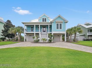 132 Inlet Point Dr, Wilmington, NC 28409