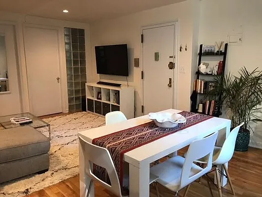 Rented by Keller Williams NYC | media 30