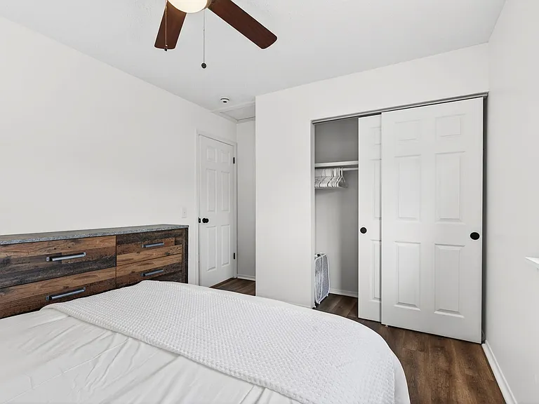 646 Fox Plains Dr — Photo 34