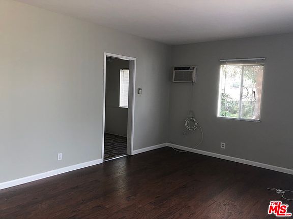 2nd image of 3002 Petite Ct