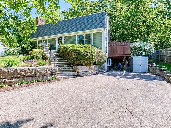 4th image of 33 Overlook Ave