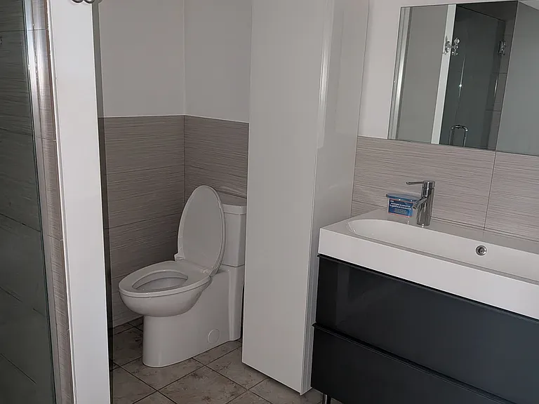 3648 W George St #G — Photo 8