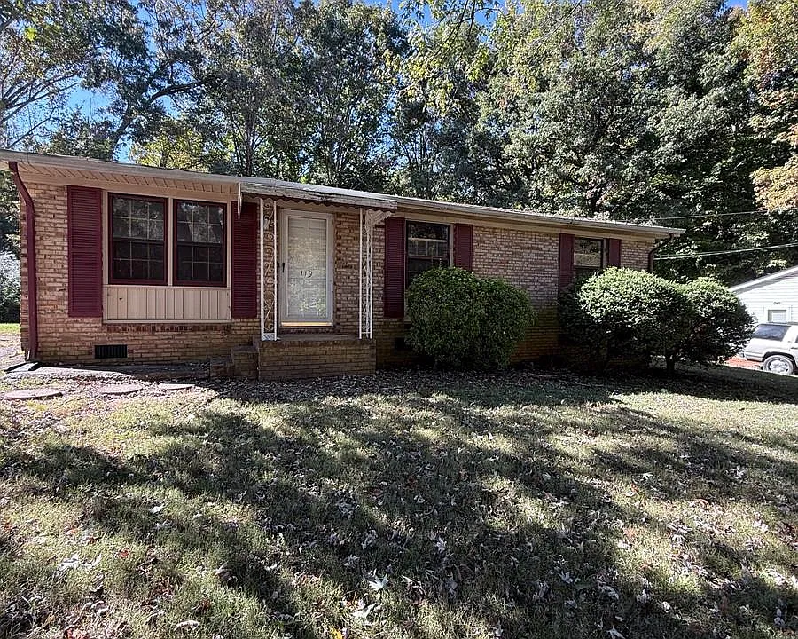 119 Farmington Dr