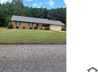 564 Creekwood Ct SE, Conyers, GA 30094