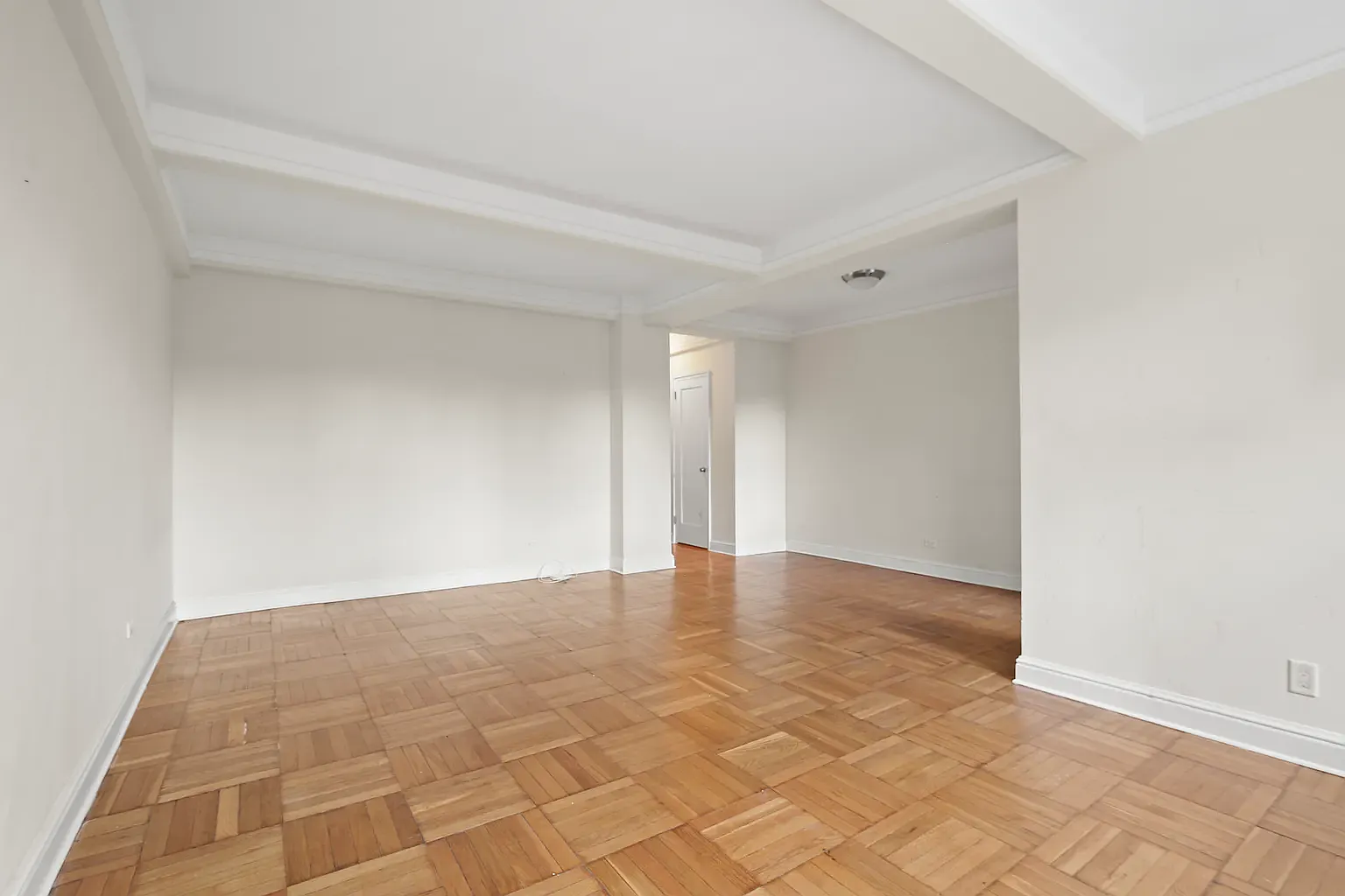 20 Park Avenue — Photo 3