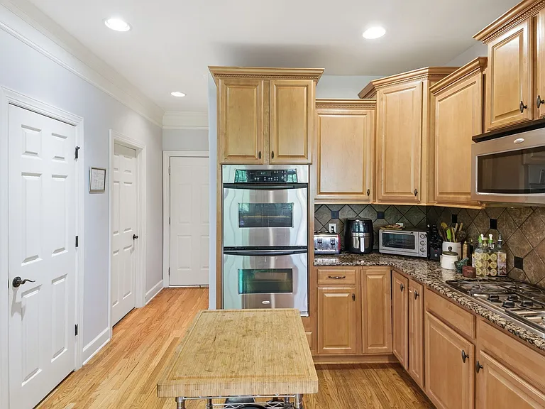 23 Sawgrass Ln — Photo 32