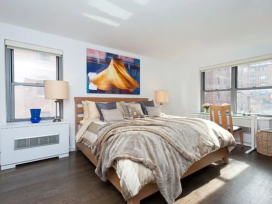 Sold by Sotheby's International Realty | media 4