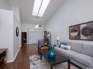 5052 SW 9th Ln, Gainesville, FL 32607