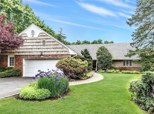 1335 Auerbach Ave, Hewlett, NY 11557