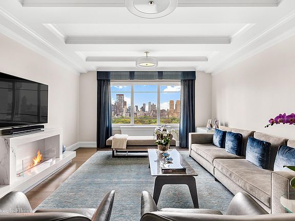 3rd image of 880 5th Ave APT 20B