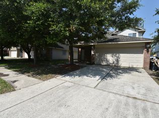 21603 Falvel Lake Dr, Spring, TX 77388