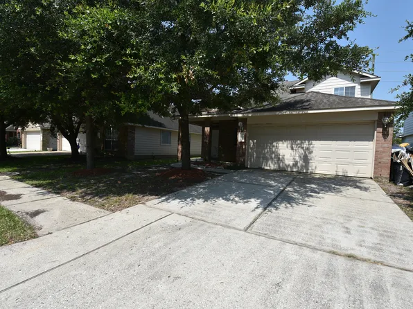 21603 Falvel Lake Dr, Spring, TX 77388
