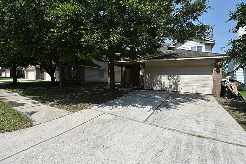 21603 Falvel Lake Dr Photo 1
