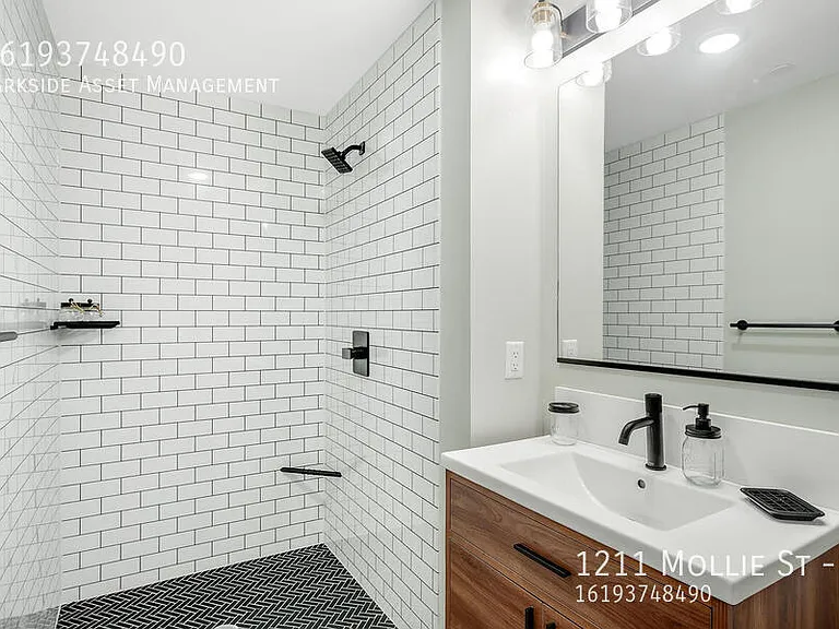 1211 Mollie St #1 — Photo 8