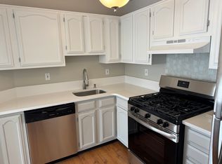 460 Magnolia Ct, Howell, NJ 07731