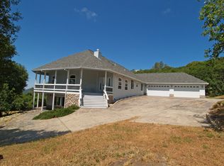22240 Paseo De Los Portales Rd, Sonora, CA 95370