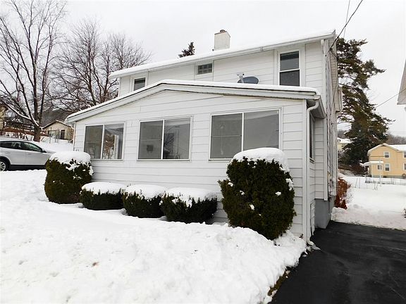 2nd image of 43 Miriam St