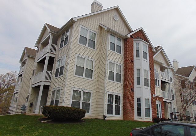 1st image of 3110 River Bend Ct APT G302