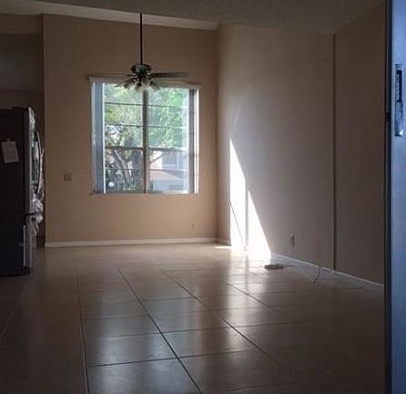 4th image of 15707 Woodgate Pl #D