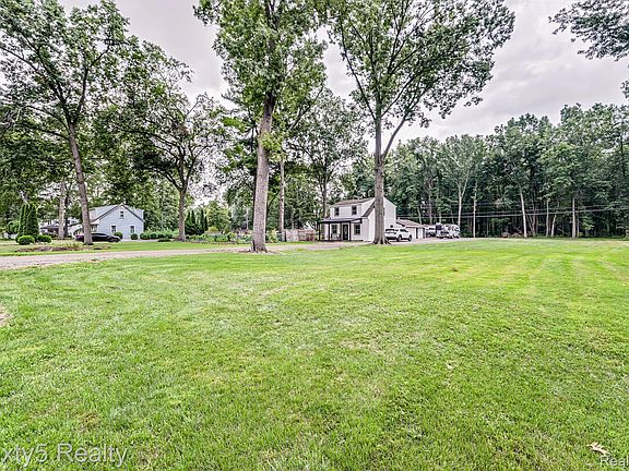 4th image of 26097 Belledale St