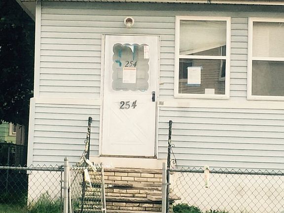 2nd image of 252-254 18th Ave