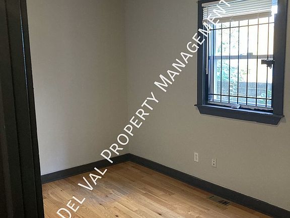 4th image of 1846 N Bouvier St #A
