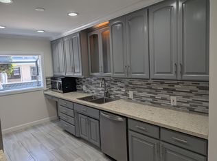 52 Roswell Ave, Long Beach, CA 90803