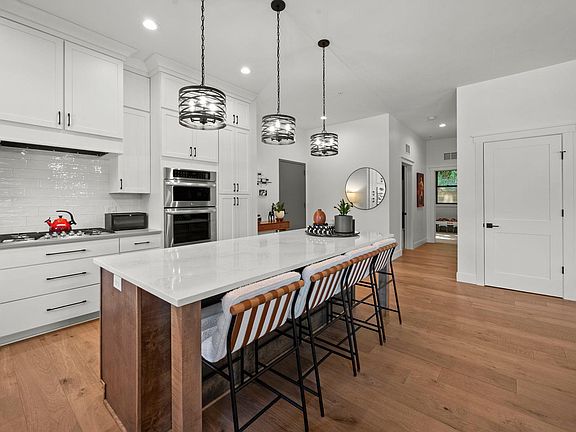 5th image of 5734 Shady Oak Rd #11
