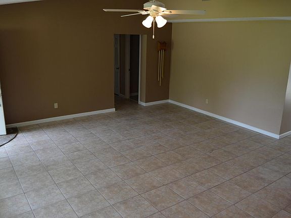 3rd image of 6426 Bolivia St