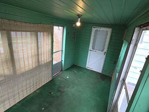 4th image of 3101 Brynmawr Pl