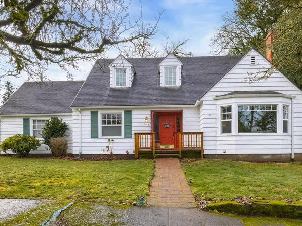 616 10th St, Oregon City, OR 97045