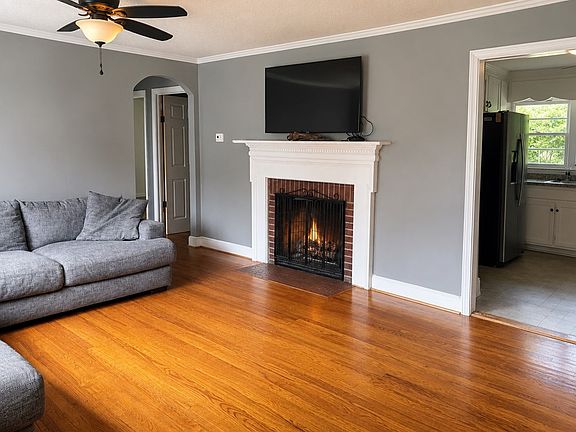 2nd image of 103 Turner Ln