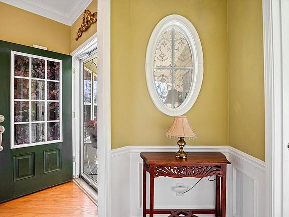 3rd image of 5015 Kings Common Way