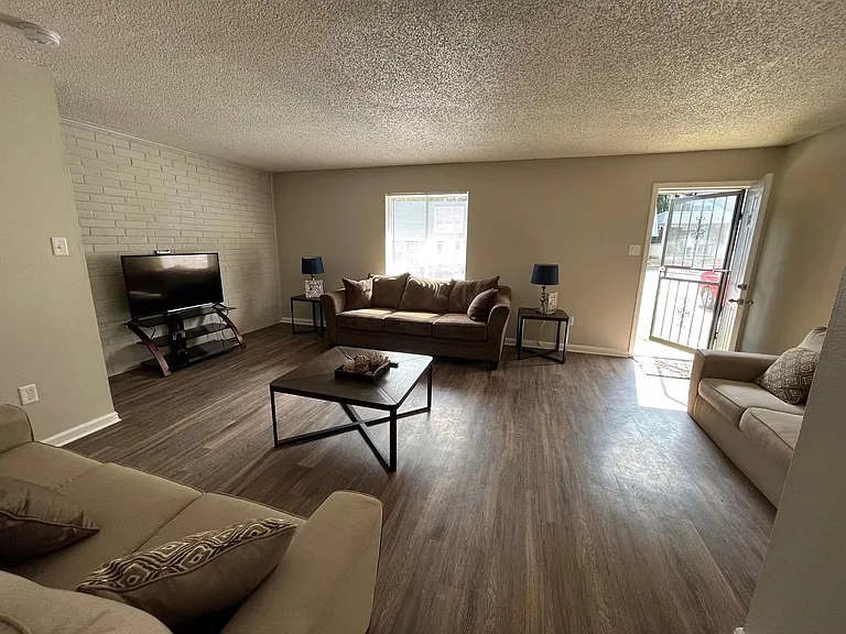 Wilson Crossing Townhomes: Your Spacious, Two-Story Home in Whitehaven, Memphis! — Photo 9